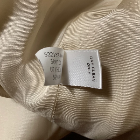 Beige 100 % wool Banana Republic coat - Picture 6 of 7